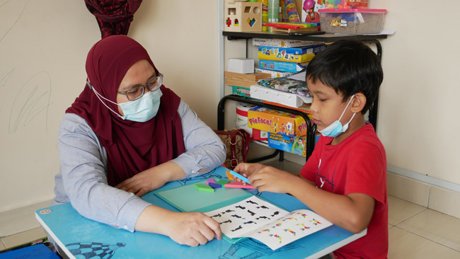 Child Behaviour Consultant​